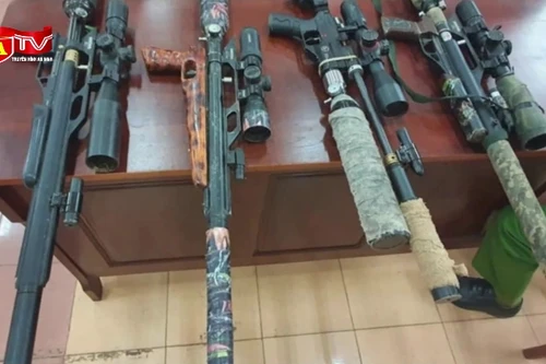 Bắt giữ 7 đối tượng mang súng tự chế vào rừng săn bắn