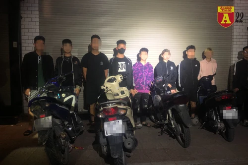 Xử lý 54 thanh, thiếu niên ngổ ngáo 'càn quấy' đêm cuối tuần