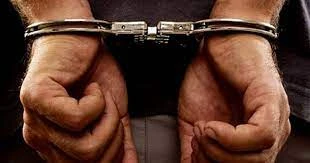 Nguyên chủ tịch và cán bộ địa chính xã bị bắt