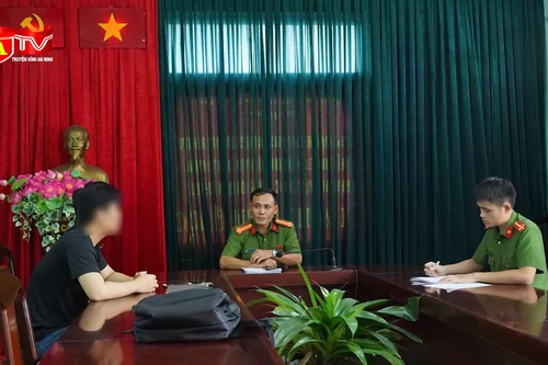 Nam sinh viên bị lừa 470 triệu đồng bằng chiêu 'bắt cóc online'