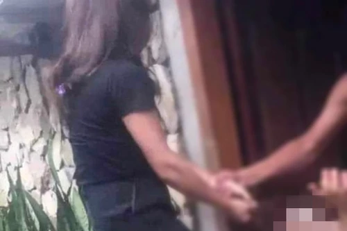 Đăng video đánh ghen sai sự thật, người đàn ông bị xử phạt 