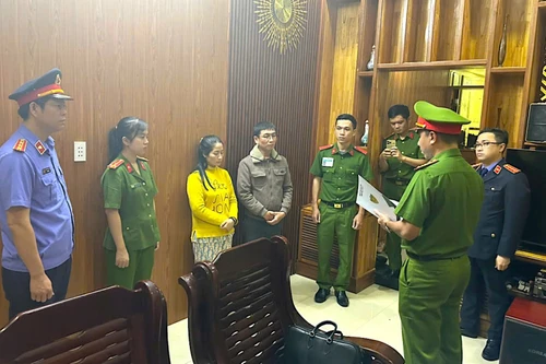 Khởi tố 2 vợ chồng sản xuất gần 1 tấn chả có chứa hàn the