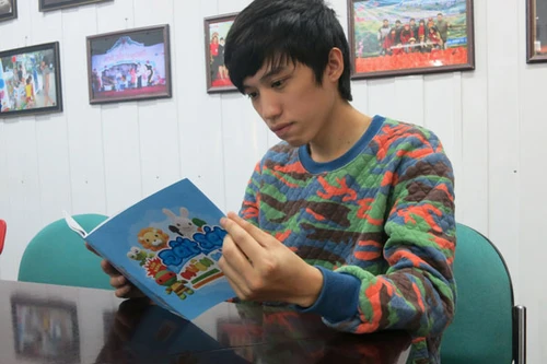 “Phù thủy" 9X làm giàu bằng đất sét