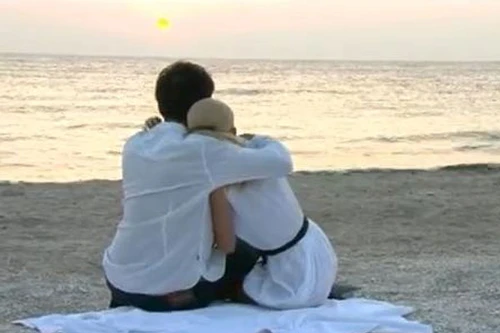 Tình yêu vượt lên trên sắc tộc, tôn giáo