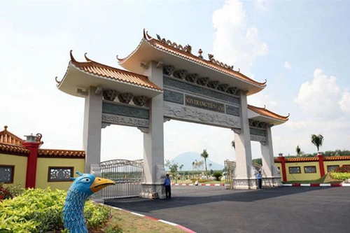 Niềm tin tâm linh mù quáng từ những ngôi mộ tiền tỷ