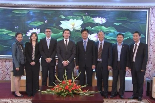 CATP.Hà Nội làm việc với hải quan và thuế vụ Hoàng gia Anh 