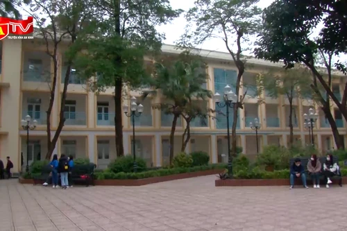 Sinh viên là con bộ đội, công an không được cấp thẻ bảo hiểm y tế miễn phí 