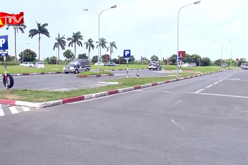 Hà Nội yêu cầu không tăng phí đào tạo lái ô tô 