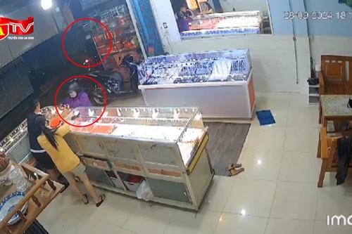 Truy bắt cặp đôi vờ mua vàng rồi cướp giật, bỏ chạy