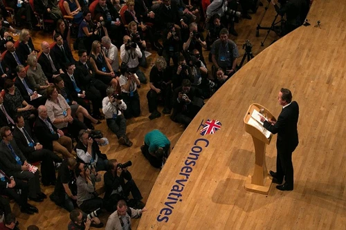 Thủ tướng Anh tuyên bố sẵn sàng tấn công hạt nhân trong một số trường hợp