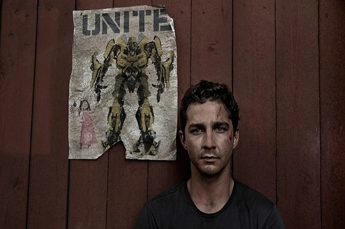 Ngôi sao "Đại chiến rô bốt" bất ngờ bị bắt