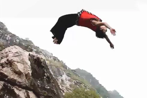 Thú vị võ cổ truyền của người dân tộc Mông (1): Võ sư trên cao nguyên trắng