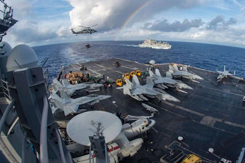 Mỹ ra đòn "nắn gân" Trung Quốc trên Biển Đông