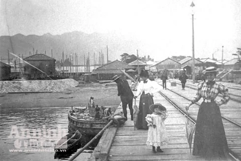 Công bố bộ ảnh cố quý giá về các hải cảng Nhật Bản thế kỷ XIX