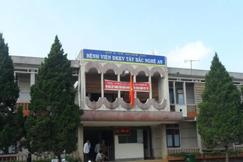 Bé trai 7 tháng tuổi tử vong sau 15 phút vào viện khám bệnh