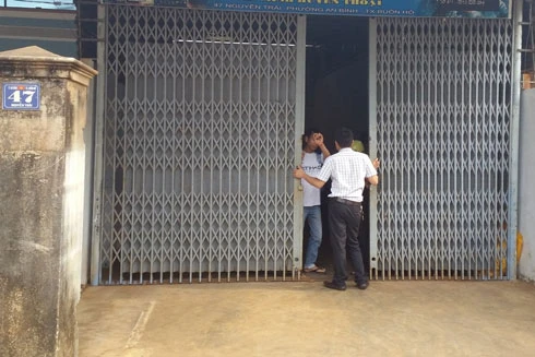 Đắk Lắk: Chủ cơ sở giữ trẻ "chui" làm chết bé gái hơn 2 tuổi bị khởi tố