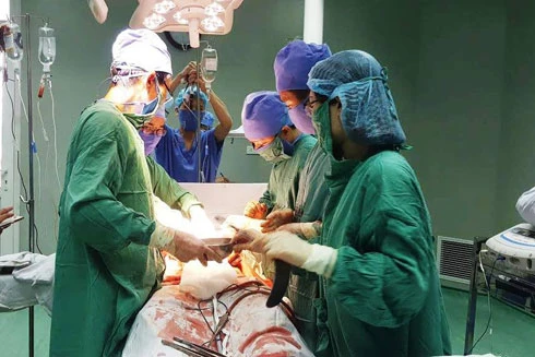 Can trâu chọi nhau, người đàn ông bị húc tử vong