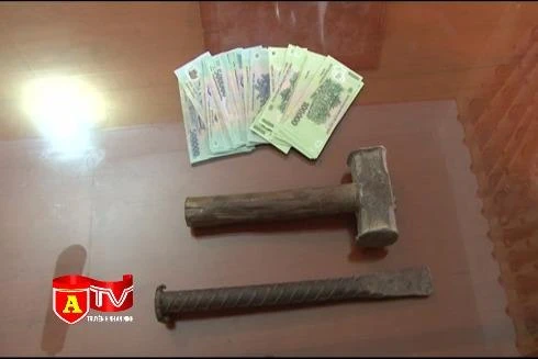 Kẻ trộm két sắt là người nhà