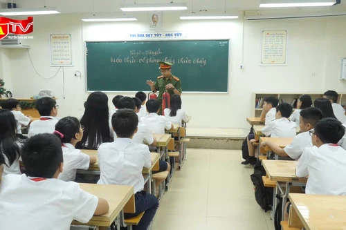 Trang bị kỹ năng về an toàn cháy nổ cho học sinh đầu năm học mới