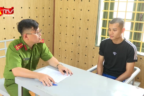 "Hải Idol" hối hận vì dàn cảnh giữa đường chụp ảnh câu view