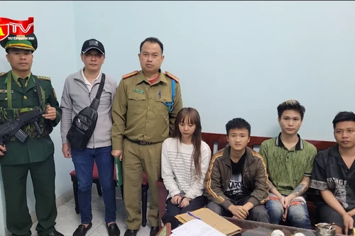 "Hotgirl" bị truy nã về tội mua bán người trốn sang Lào vẫn không thoát