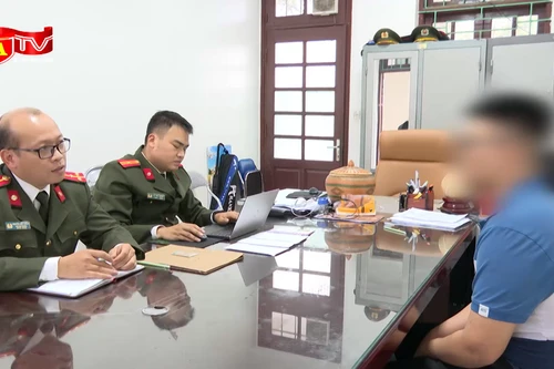 Lập nhóm môi giới mại dâm và bán hàng cấm "online" để lừa đảo chiếm đoạt tài sản