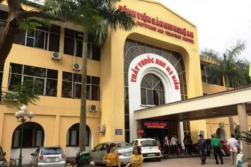 Thợ lắp điều hòa bị điện giật tử vong trong bệnh viện