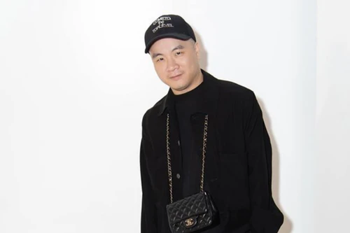 Nhà thiết kế Đỗ Mạnh Cường làm show thời trang, mời đúng 100 khách