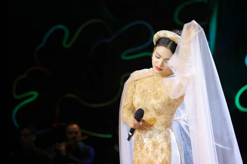 Ca sĩ Phạm Phương Thảo tiết lộ về giấc mơ kỳ lạ cách đây 19 năm