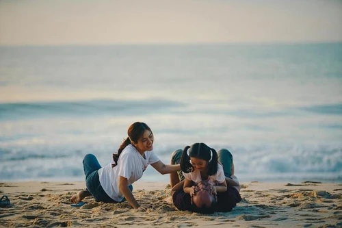 Phim Việt vượt mặt phim ngoại, dẫn đầu doanh thu phòng vé 