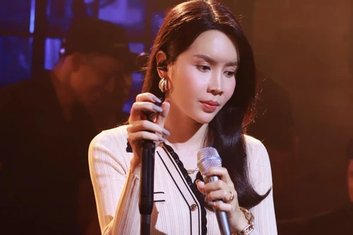 Động thái mới nhất của Lưu Hương Giang giữa lúc "sóng gió" bủa vây Hồ Hoài Anh