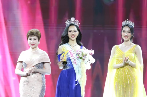 Ồn ào mặc váy xuyên thấu: Á hậu Phương Anh khẳng định không cố tình tạo scandal, ban tổ chức "Hoa hậu Việt Nam" lên tiếng