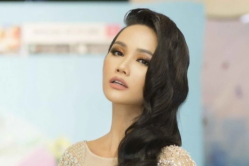 H'hen Niê xác nhận là "hoa hậu quốc dân" trong ồn ào "bùng show"