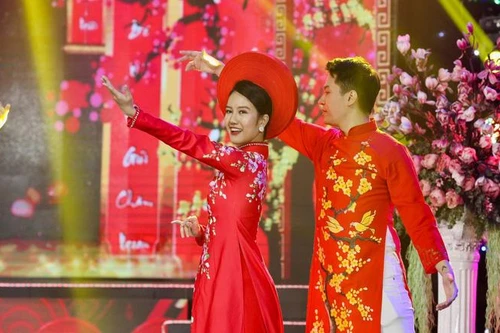 Một chương trình hài Tết ghi hình không có khán giả