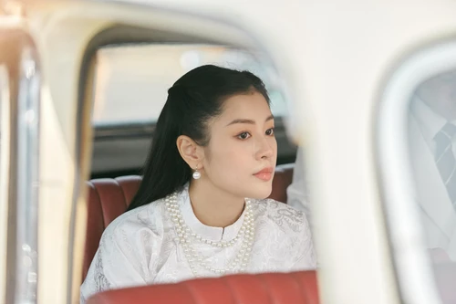 Phạm Phương Thảo gửi gắm ca khúc về "người thứ ba" cho ca sĩ Thu Hằng