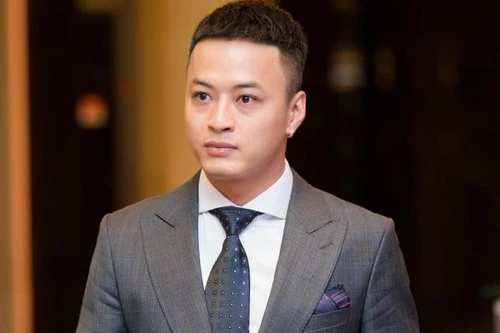 Hồng Đăng chính thức thừa nhận gặp "sự cố bất khả kháng tại Tây Ban Nha"