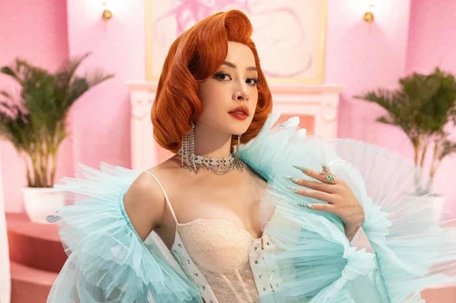 Bị chỉ trích có nhiều cảnh nhạy cảm, MV mới của Chi Pu "không cánh mà bay"