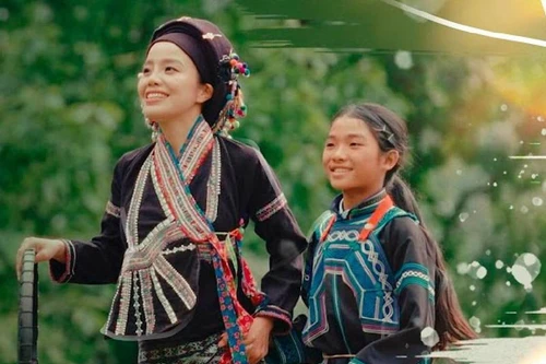 Sèn Hoàng Mỹ Lam "chơi lớn", tung một lúc 3 MV hát về Tây Bắc