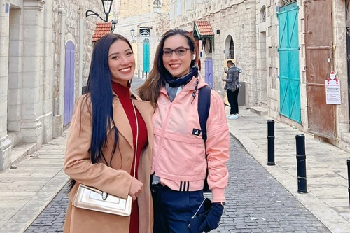 Hai Á hậu Việt Nam nhiễm Covid-19 