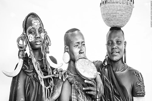 Những hình ảnh độc, lạ về các bộ lạc ở Ethiopia
