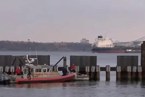 Vụ lật thuyền gần Đảo Staten, Mỹ khiến 3 người thiệt mạng, 1 người mất tích