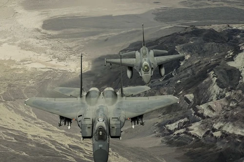 Mỹ có thể mất các hợp đồng máy bay trị giá 9 tỉ USD vào tay Nga