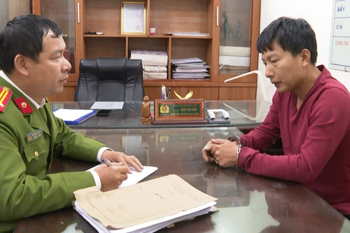 Triệt phá đường dây vận chuyển hàng cấm, thu giữ gần 140 nghìn bao thuốc lá nhập lậu