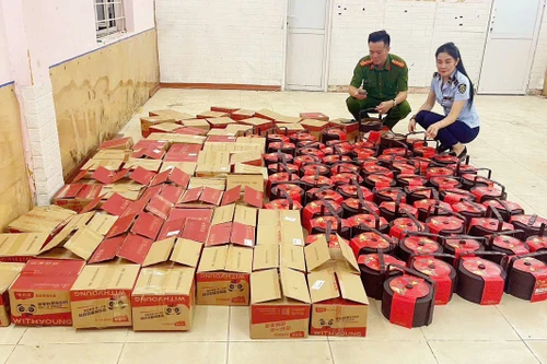 Phát hiện, thu giữ số lượng lớn bánh Trung thu nhập lậu