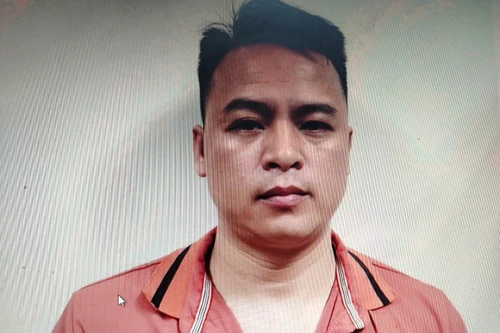 Bắt quả tang “tú ông” chứa mại dâm