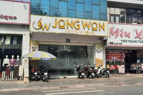 Xử phạt gần 140 triệu đồng cơ sở làm đẹp vi phạm trong lĩnh vực y tế