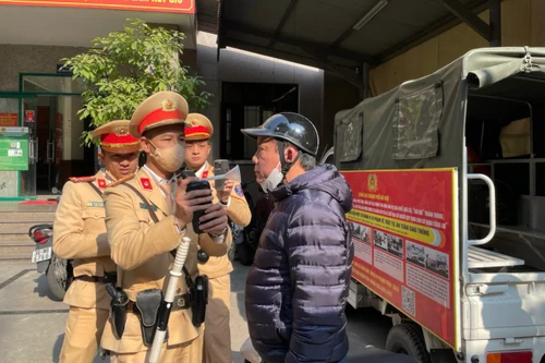 Quyết tâm tạo chuyển biến về trật tự đô thị, trật tự an toàn giao thông 