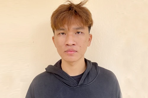 Tạm giữ hình sự đối tượng chế tạo pháo nổ tại nhà