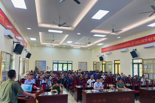 Tuyên truyền cảnh báo về tác hại ma túy và lừa đảo trên không gian mạng