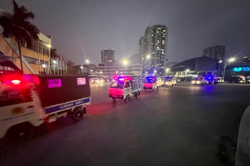 Quận Tây Hồ xuất quân bảo đảm an ninh trật tự Lễ hội ánh sáng chào đón giao thừa xuân Giáp Thìn